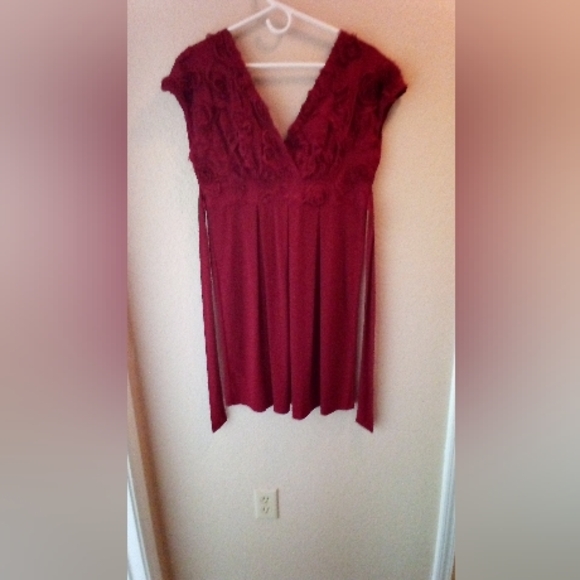 Red Dress - Picture 1 of 1